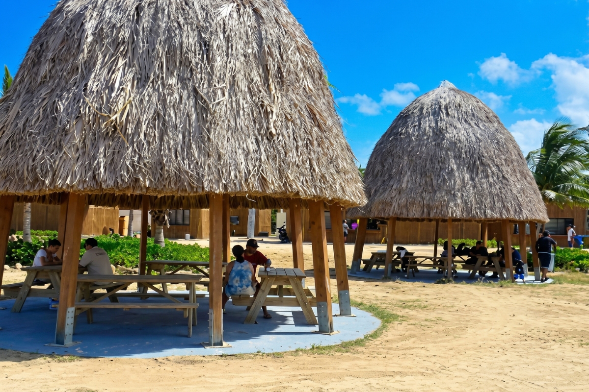 [FALTA IMAGEN] Quioscos de Comida Puerto Mocho